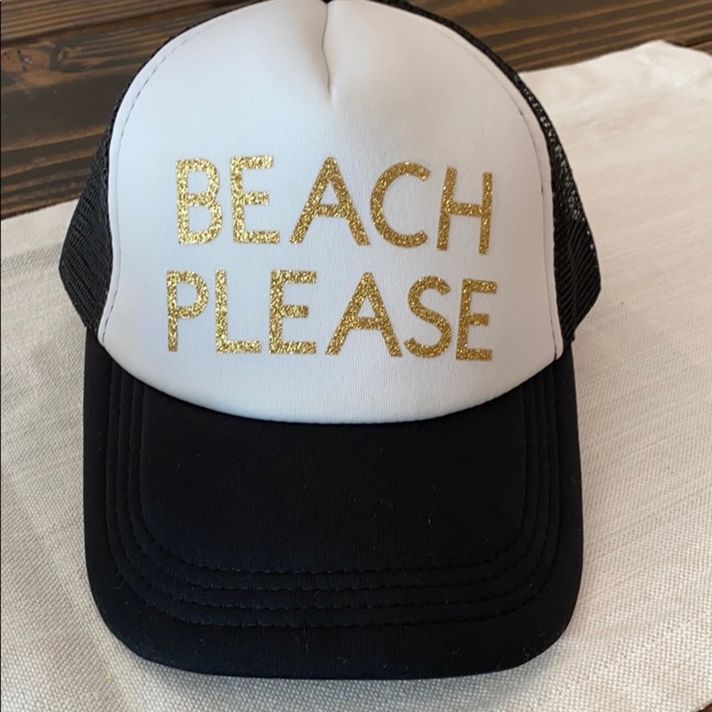 Women’s Trucker Hat / Snap Back